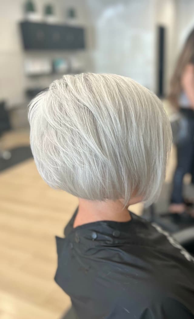Bleach and tone your new style at Bronde Blvd Salon